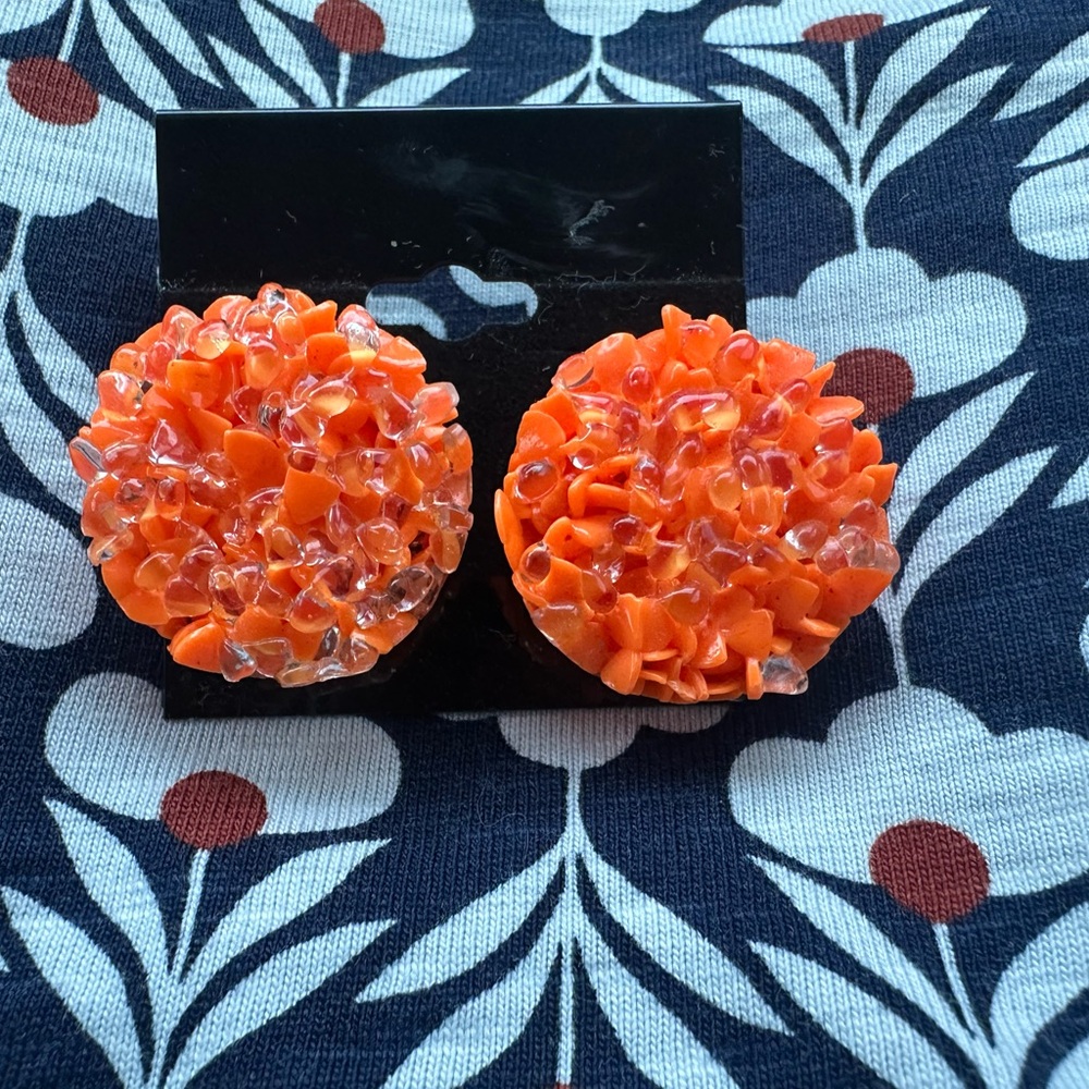 Vintage MCM popcorn earrings orange, clear round